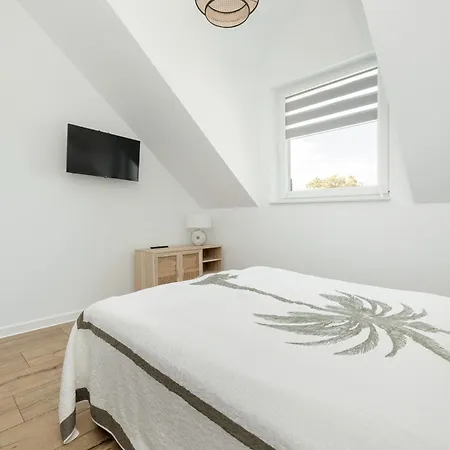 Akwamaryn ريفال