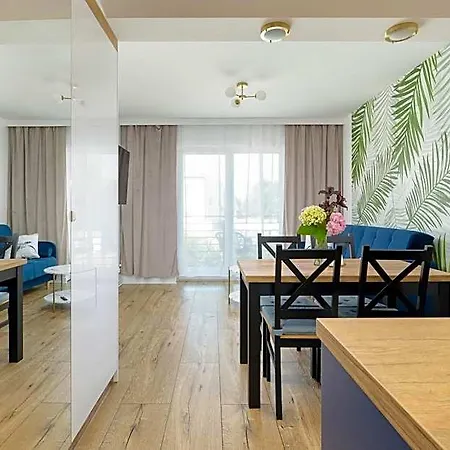 Akwamaryn Aparthotel 3*